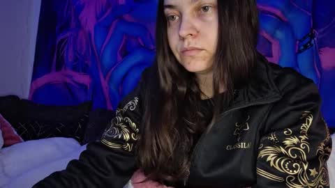 Snapshot of cyndee_winter chatting on 01-24-25, 05:32 Cyndee Winter online show from 01-24-25, 05:32