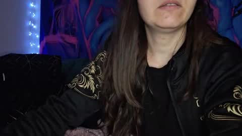 Snapshot of cyndee_winter chatting on 02-02-25, 04:00 Cyndee Winter online show from 02-02-25, 04:00