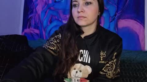 Snapshot of cyndee_winter chatting on 02-25-25, 07:03 Cyndee Winter online show from 02-25-25, 07:03