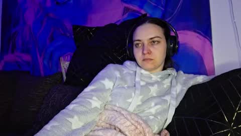 Snapshot of cyndee_winter chatting on 02-26-25, 08:11 Cyndee Winter online show from 02-26-25, 08:11