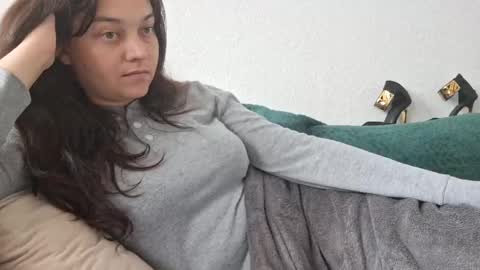 Snapshot of cyndee_winter chatting on 09-15-25, 02:50 Cyndee Winter online show from 09-15-25, 02:50