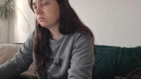 Snapshot of cyndee_winter chatting on 10-13-25, 03:56 Cyndee Winter online show from 10-13-25, 03:56