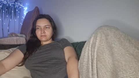 Snapshot of cyndee_winter chatting on 10-14-25, 06:20 Cyndee Winter online show from 10-14-25, 06:20