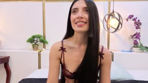 Cynthia1fox online show from 04-07-26, 02:01