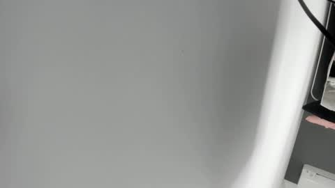 Ivy online show from 04-18-26, 03:21