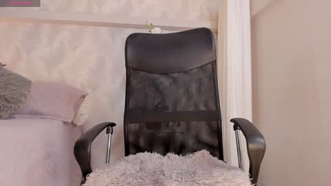 Snapshot of cyntia_adams chatting on 12-27-24, 07:46 cyntia_adams online show from 12-27-24, 07:46