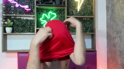 Snapshot of cyrus_wlaker chatting on 11-12-25, 08:08 cyrus online show from 11-12-25, 08:08