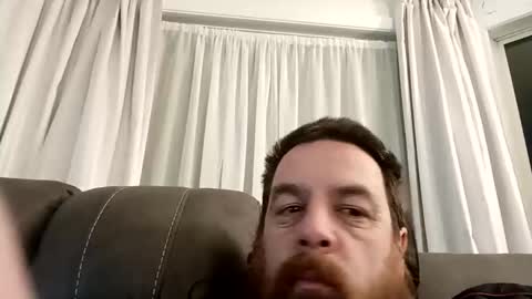 Snapshot of d1988 chatting on 10-23-25, 09:19 D online show from 10-23-25, 09:19