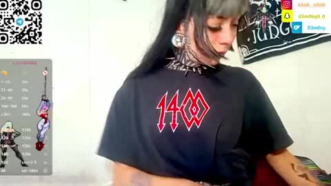 Snapshot of d3m0ny0_0 chatting on 05-08-26, 01:22 d3m0ny0_0 online show from 05-08-26, 01:22