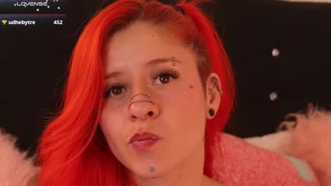 Snapshot of daarlene chatting on 02-26-25, 11:37 Darlene online show from 02-26-25, 11:37