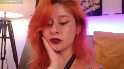 Snapshot of daarlene chatting on 09-18-25, 09:28 Darlene online show from 09-18-25, 09:28