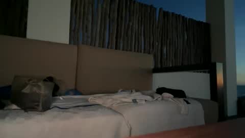 Jewbb online show from 04-10-26, 02:06