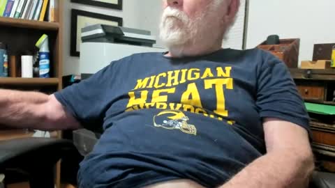 dack47 online show from 06-12-26, 07:40