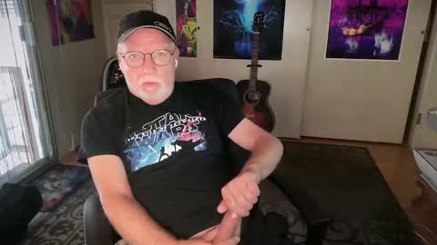 dadbate23 online show from 04-20-26, 02:09