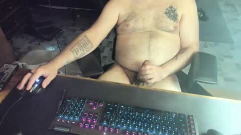 Snapshot of dadbodfatrod chatting on 05-09-26, 11:26 Daddy online show from 05-09-26, 11:26