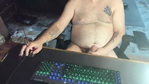 Snapshot of dadbodfatrod chatting on 05-14-26, 08:37 Daddy online show from 05-14-26, 08:37