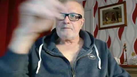 Brian ... online show from 05-13-26, 07:55