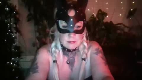 daddiesnaughtygirl85 online show from 03-16-26, 05:44