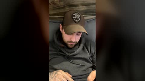 Snapshot of daddy928088 chatting on 03-13-26, 01:18 daddy928088 online show from 03-13-26, 01:18