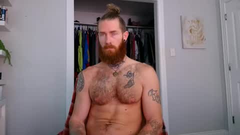 Snapshot of daddyafterdark1 chatting on 06-05-26, 12:33 daddyafterdark1 online show from 06-05-26, 12:33