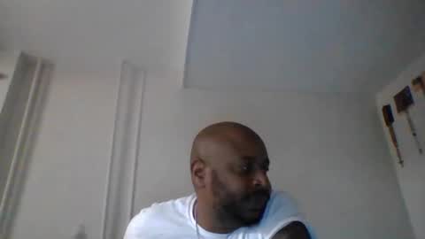 Snapshot of daddydickxm chatting on 05-01-26, 05:45 daddydickxm online show from 05-01-26, 05:45