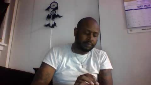 Snapshot of daddydickxm chatting on 05-10-26, 03:12 daddydickxm online show from 05-10-26, 03:12