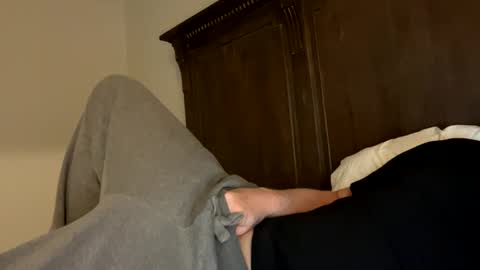 Daddy online show from 04-26-26, 01:09