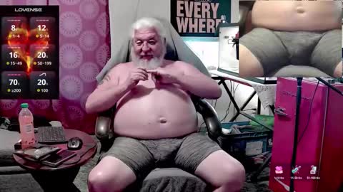 Daddydom4fun online show from 03-25-26, 11:00