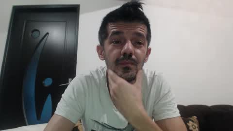 Snapshot of daddynextdoor86 chatting on 12-02-25, 05:57 daddynextdoor86 online show from 12-02-25, 05:57