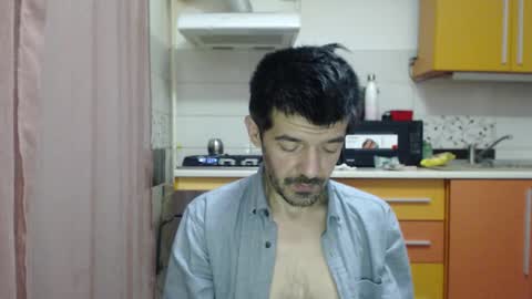 Snapshot of daddynextdoor86 chatting on 12-20-25, 05:25 daddynextdoor86 online show from 12-20-25, 05:25