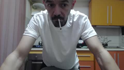 Snapshot of daddynextdoor86 chatting on 01-07-26, 06:05 daddynextdoor86 online show from 01-07-26, 06:05