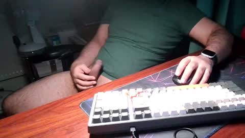 Snapshot of daddypimp3 chatting on 10-01-25, 10:05 Paul online show from 10-01-25, 10:05