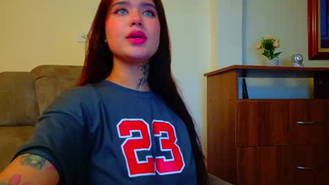 Valen online show from 06-24-26, 12:53