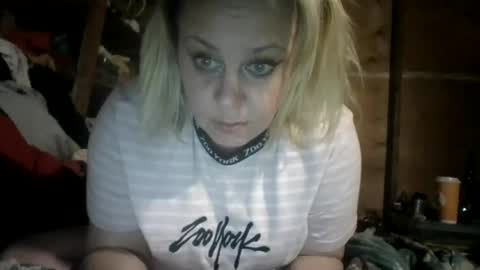 Snapshot of daddysg1rl123 chatting on 06-30-26, 07:09 daddysg1rl123 online show from 06-30-26, 07:09