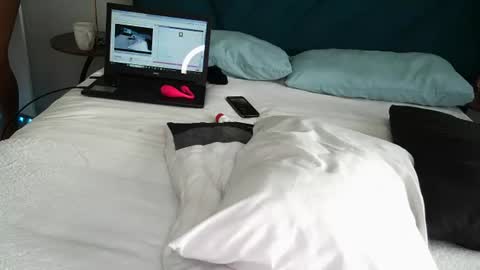 daddyslittleebony online show from 07-25-26, 09:51