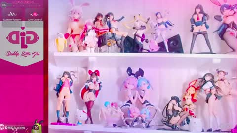 Snapshot of daddyslittlegirl01 chatting on 12-01-25, 02:22 Im Andrea Nice to see you here I love patterns soo much online show from 12-01-25, 02:22