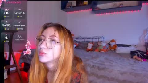 Snapshot of daddyslittleslutfox chatting on 12-16-25, 09:25 daddyslittleslutfox online show from 12-16-25, 09:25