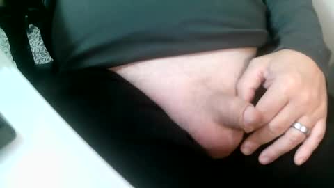 Snapshot of daddysmalls_55 chatting on 01-06-25, 04:34 daddysmalls online show from 01-06-25, 04:34