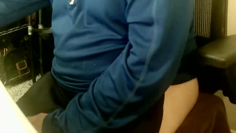 Snapshot of daddysmalls_55 chatting on 01-08-25, 05:37 daddysmalls online show from 01-08-25, 05:37