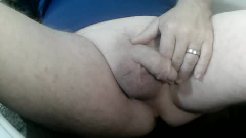 Snapshot of daddysmalls_55 chatting on 01-19-25, 03:21 daddysmalls online show from 01-19-25, 03:21