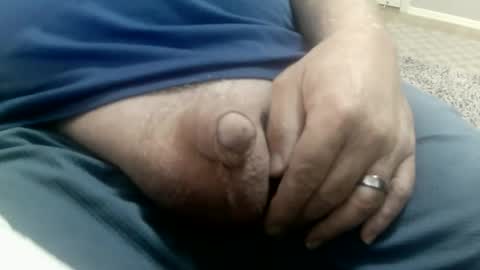 Snapshot of daddysmalls_55 chatting on 02-11-25, 07:05 daddysmalls online show from 02-11-25, 07:05