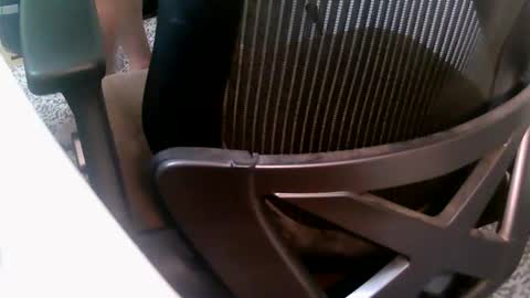 Snapshot of daddysmalls_55 chatting on 02-28-25, 04:42 daddysmalls online show from 02-28-25, 04:42