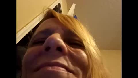 Snapshot of daddysmasterpiece19751973 chatting on 11-02-25, 08:28 daddysmasterpiece19751973 online show from 11-02-25, 08:28