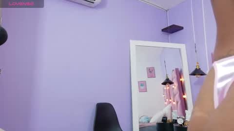 Anny  online show from 03-23-26, 08:46