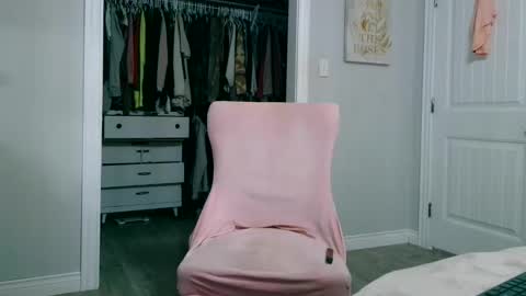 daddyunlocked1 online show from 11-17-25, 02:01