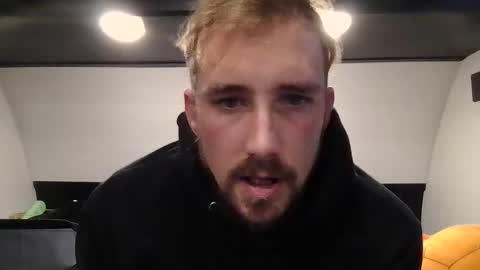 DadGoesWild online show from 12-20-24, 03:47