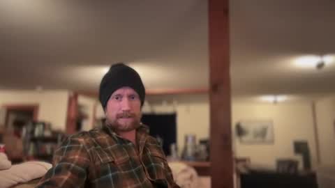 Snapshot of daemon456321 chatting on 03-04-25, 01:34 daemon online show from 03-04-25, 01:34