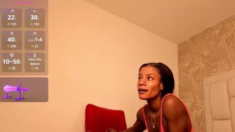 Snapshot of daffnelewis chatting on 12-03-25, 11:30 daffnelewis online show from 12-03-25, 11:30