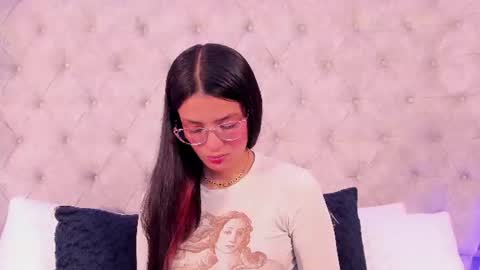 Snapshot of dafne_bss chatting on 06-26-26, 05:12 dafne_bss online show from 06-26-26, 05:12