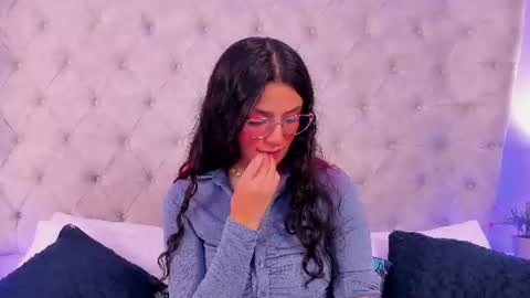 Snapshot of dafne_bss chatting on 07-24-26, 06:44 dafne_bss online show from 07-24-26, 06:44